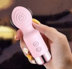 MINI MASAJEADOR PÉTALO RECARGABLE